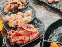 -啊美丽炭火烤肉(滑翔一店)