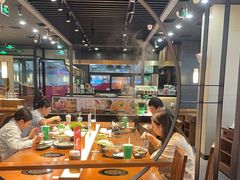 -呷哺呷哺(常营华联店)