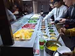 自助调料区-海底捞火锅(泉城路店)