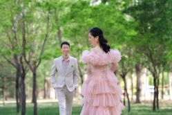 -伯爵婚纱摄影(光谷店)