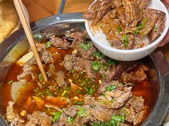 -大众跷脚牛肉馆·非遗传承单位(峨眉山店)