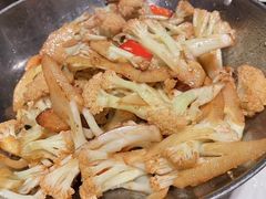 -芳芳私房菜·精做淮扬菜(承德路店)
