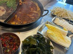 -鹿鸣山草本茶香火锅(园西路店)