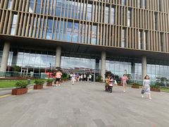 大门-浦东图书馆读者餐厅