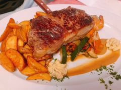 -布劳伽斯特豪夫哈尔施塔特宾馆