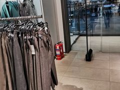 -ZARA(世贸天阶店)