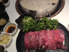 -洪氏嗨捞·猪肚鸡火锅(阳光天地店)