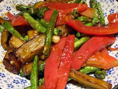 蜜桃三素-蜜桃餐厅·江浙融合菜(荟聚购物中心店)