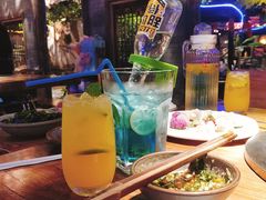 -城墙拐拐火锅(三峡广场黑金冠店)