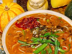 -粉八·云南米线·建水烧烤(常熟路店)