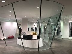 -川久保玲(大阪店)