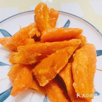 深夜吃了一盘油炸过后加了四勺白糖的拔丝地瓜