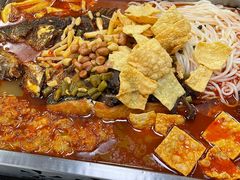 -在巷子里的烤肉店·螺蛳粉烤鱼·牛蛙(和美城店)