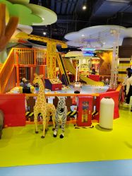 -MELAND CLUB亲子乐园•派对(虹桥万象城店)