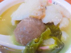 石锅酸菜鱼-周鱼小馆石锅酸菜鱼(活力汇店)