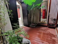 -上海全国土特产食品商场(淮海中路店)