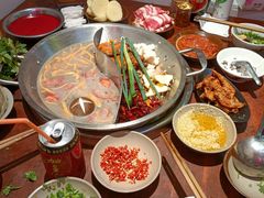 -四小区火锅·巷子里的重庆火锅(花照壁店)
