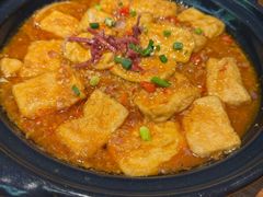蒜香火腿包浆豆腐-云海肴·汽锅鸡·云南菜(苏州中心店)