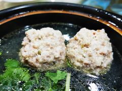 蟹粉狮子头-溱湖八鲜菜馆