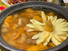 映水芙蓉鸡汤-辛香汇·现炒川菜(淮海路百盛店)