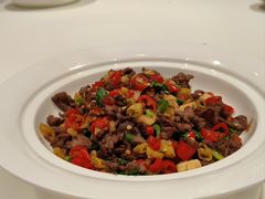 -渝信川菜 · 川味家常菜(财富购物中心店)