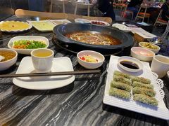 -老船舫·现做活鲜鱼馆(东郊记忆店)
