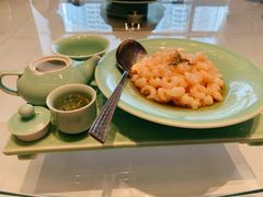 手剥龙井河虾仁-江南厨子·品苏杭(华润万象店)