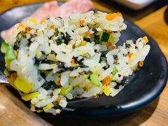 手抓饭团-牛人·雪花牛·木炭烤肉(昆山陆家店)