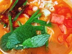 -叁窝雀·云南小锅米线(万象汇店)