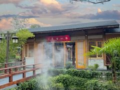 -港丽餐厅(来福士店)