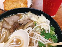 -鑫花溪牛肉米粉(凤凰街创始总店)