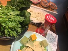 -左庭右院鲜牛肉火锅(金山万达店)