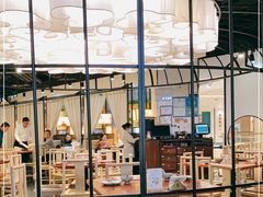 面包甜点陈列柜-潮堂(环球金融中心店)