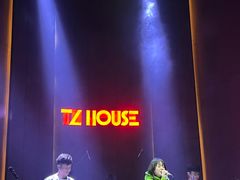 -TZ House音乐现场(来福士中心店)