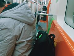 -上海航头东站停车场