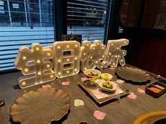 -铭牛烧肉·和牛海鲜自助(高新月牙湖店)