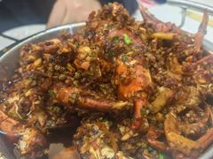 何眼镜小辣蟹-凤凰路何眼镜香辣蟹(花果园店)