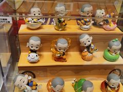 -泡泡玛特POPMART(蓝色港湾店)