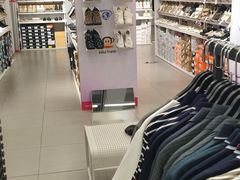 -唯品会(泽胜中央广场店)