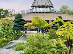 -茅草房·河畔园林火锅