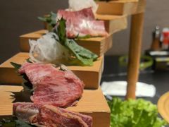 -山川小町·极番烧肉(新地假日广场店)