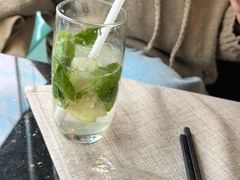 -东方红海鲜百汇(国际大厦店)