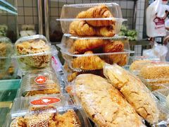 -白玉兰食品甜凤店(合生汇店)