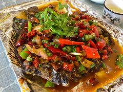 东巴烤鱼-小厨子私房菜·云南美食店