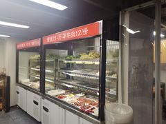 面包甜点陈列柜-四川老牛麻辣烫(北门桥店)