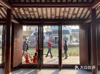 太平的千年银杏终于黄了，原本安静的小镇也热闹了一回