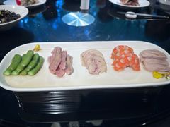 -HOMES上海本帮菜(襄阳公园店)