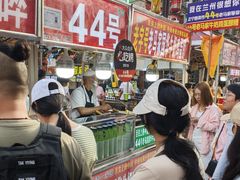 -正宁路小吃夜市