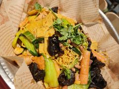 -红渡小香·牛肉麻辣香锅(车站南路店)