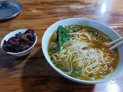 -越洋肖氏老米线(杨家坪店)